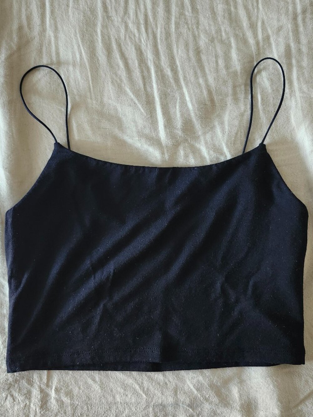 Aritzia Wilfred Free black crop top | size S
